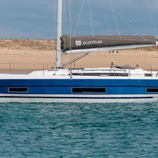 Dufour 470