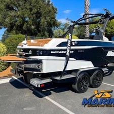 Malibu Wakesetter 23 LSV