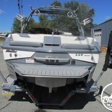 Malibu Wakesetter 23 LSV