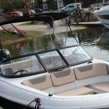 Bayliner VR4 BOWRIDER