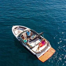 Four Winns 210 Horizon