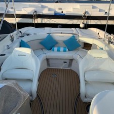 Rinker 246 CB
