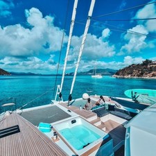 Fountaine Pajot Alegria 67