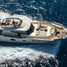 Monachus 70 Fly