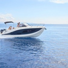 Quicksilver Activ 875 Sundeck