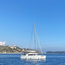 Lagoon 421