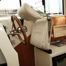 SAS Vektor 700