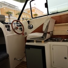 SAS Vektor 700