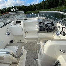 Bayliner 742 Cuddy
