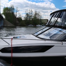 Bayliner VR5 Cuddy