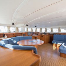 Lagoon 570