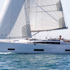 Dufour 390