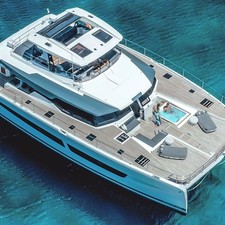 Fountaine Pajot Power 67