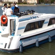 Le Boat Cirrus A