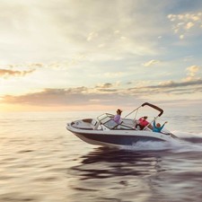 Sea Ray 210