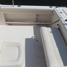 Grady-White Freedom 225