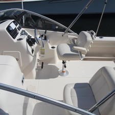 Grady-White Freedom 225