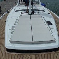 Beneteau Oceanis Yacht 62