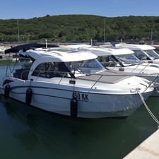 Beneteau Antares 8