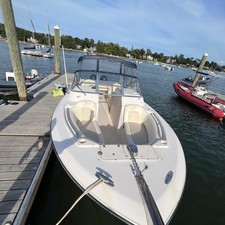 Grady-White Freedom 275