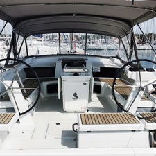 Beneteau Oceanis 51.1