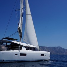 Lagoon 42