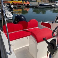 Cayman 585