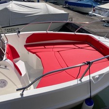 Cayman 585