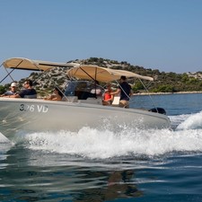 Invictus 270 FX