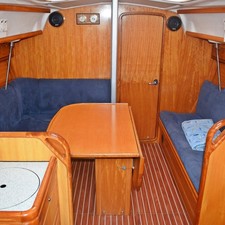 Bavaria 33 Cruiser