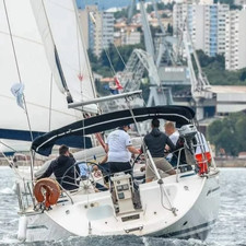 Bavaria 44