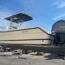Pursuit 2870 center console