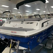 Bayliner VR4 BOWRIDER