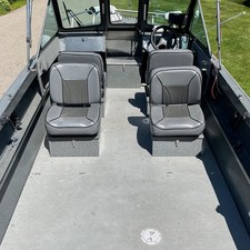 Alumaweld Blackhawk 202