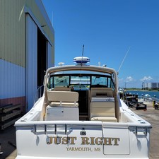 Tiara 3500 open hardtop