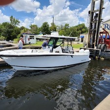 Blackfin 272 Center Console