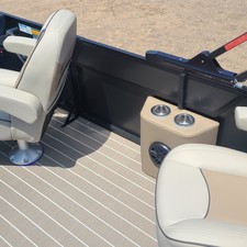 Viaggio Lago 22Q Tripletoon With A 250HP Honda Motor
