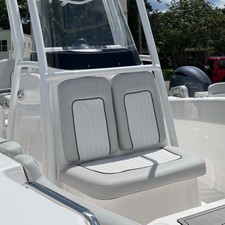 228 Sea Fox Commander