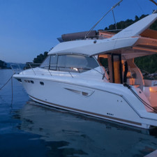 Jeanneau Prestige 590 Fly