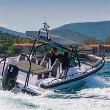 Axopar 28 TT