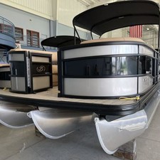 60 x 16 tri-toon passenger vessel