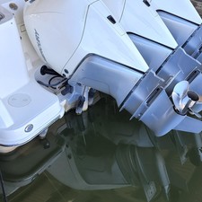 Boston Whaler 345 Conquest