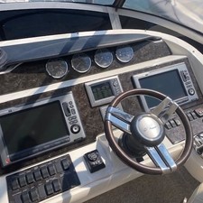 Sea Ray 450 Sedan Bridge