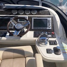 Sea Ray 450 Sedan Bridge