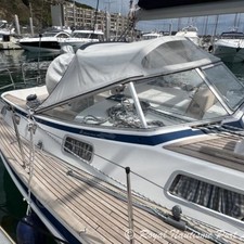Hallberg-Rassy 34