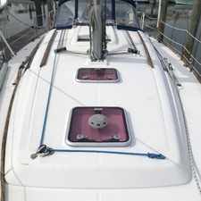 Beneteau 37
