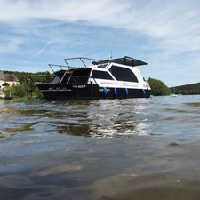 Trawler YB27