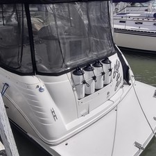 Rinker Fiesta Vee 310