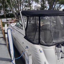 Rinker Fiesta Vee 310