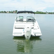 Sea ray 260 bow rider select
